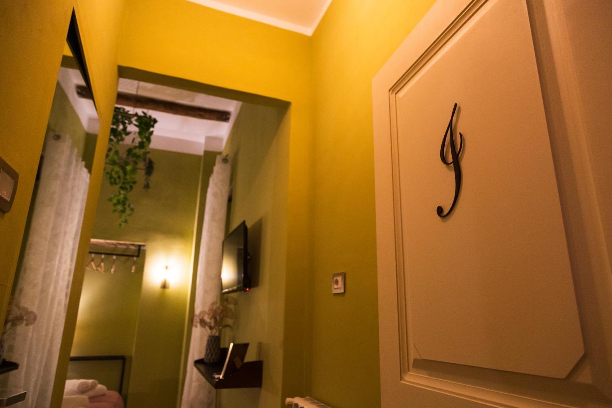 Bed and Breakfast I Leoni Di Rosaroll Neapel Exterior foto